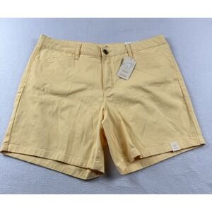 St. John's Bay 7" Mid Rise Yellow Shorts Size 16 NWT Secretly Slender